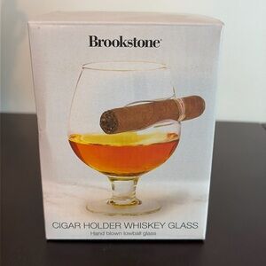 Brookstone Cigar holder whiskey glass